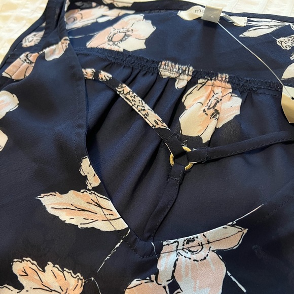 Maurices Blue Tank Top w/floral design, new with tags - Picture 5 of 6